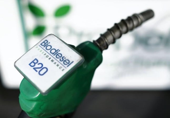 Mobil Diesel Mulai Gunakan B20