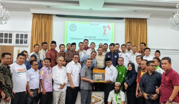 Bertemu APKASINDO, Gubernur Riau Dukung Pabrik Sawit Petani