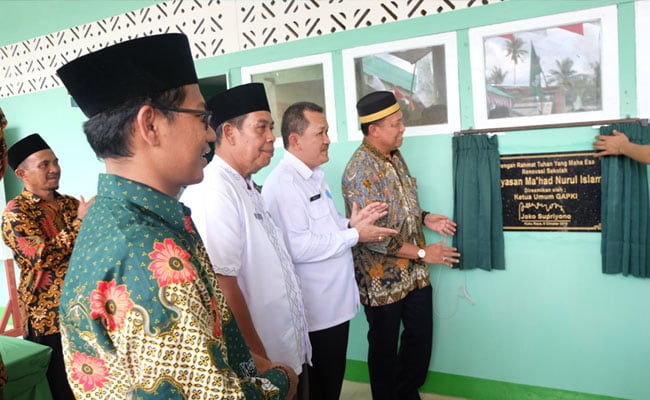 NU Care-Lazisnu Didukung GAPKI, Renovasi sekolah Ma’had Nurul Islam