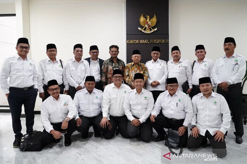 Wapres Minta Persoalan Petani Sawit Diselesaikan
