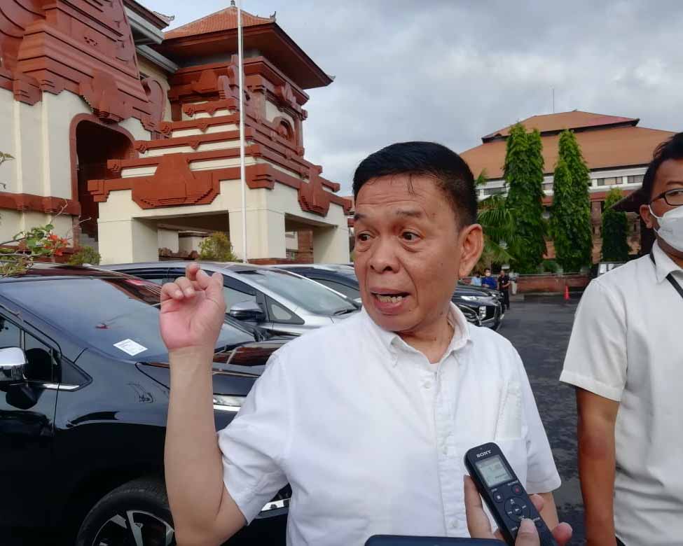 Pelaku Industri Minta Dihapus, Kemendag Kukuh Pertahankan Kebijakan DMO  Artikel ini telah tayang di Bisnis.com dengan judul "Pelaku Industri Minta Dihapus, Kemendag Kukuh Pertahankan Kebijakan DMO