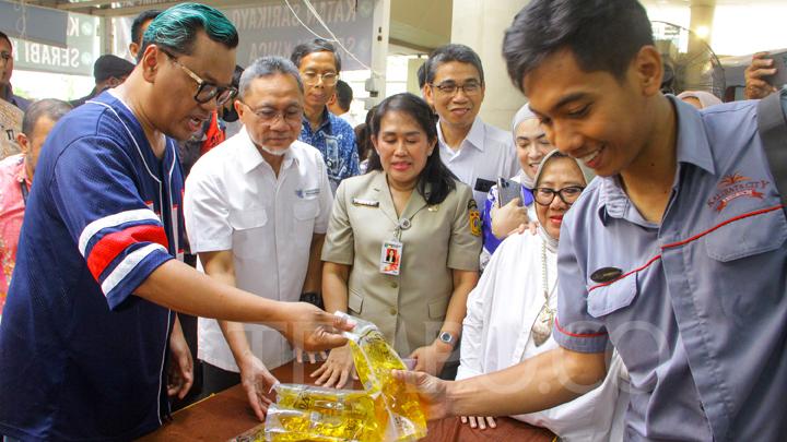 Harga Minyak Goreng Melambung, Zulhas Sebut Minyakita Juga Bakal Dinaikkan: Packaging Sudah Mahal