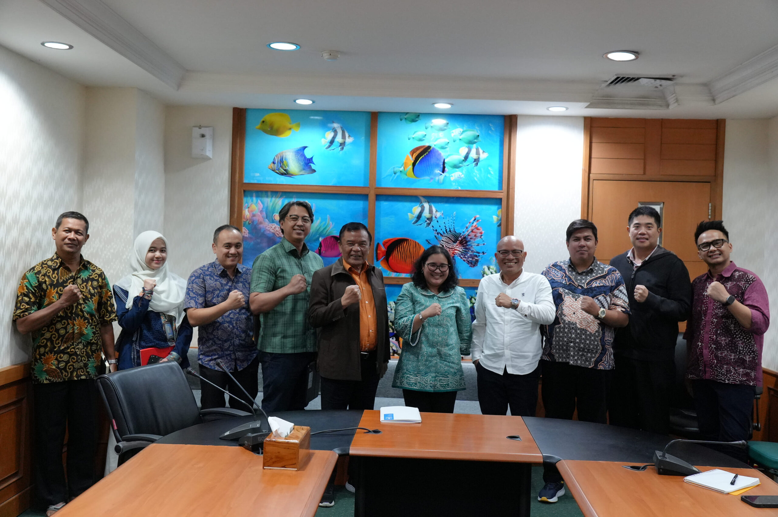 Foto 2:Foto bersama jajaran GIMNI dan Direktorat IKOP Kemenperin usai audiensi membahas isu strategis industri hilir sawit, termasuk SIPRO SATU, HET minyak goreng, emisi karbon, dan arah kebijakan 2026.